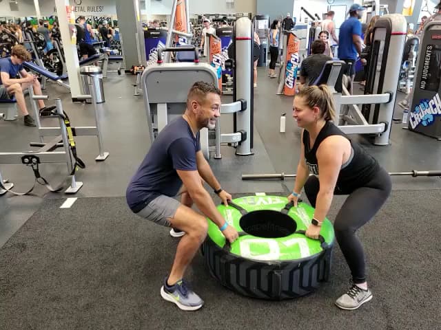 Crunch Fitness - South Tampa — foto