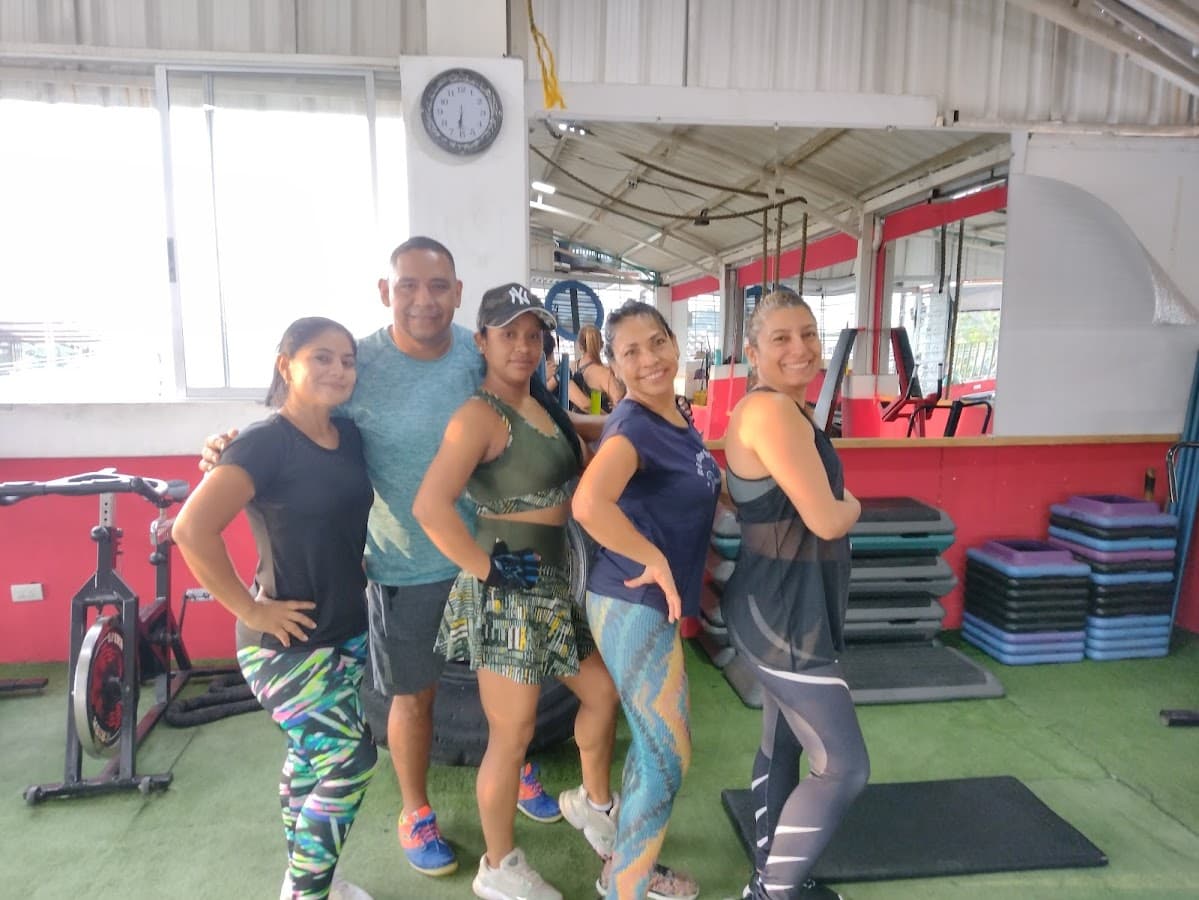 Thanos Gym — foto