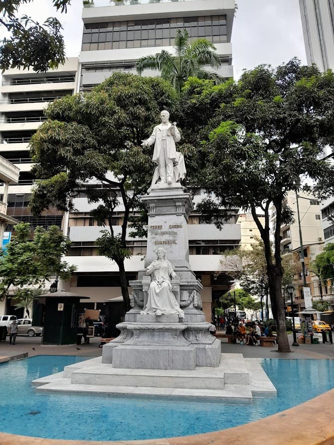 Monumento a Pedro Carbo — foto