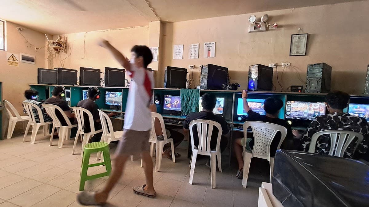 Cabinas de Internet Computo Gamer — foto