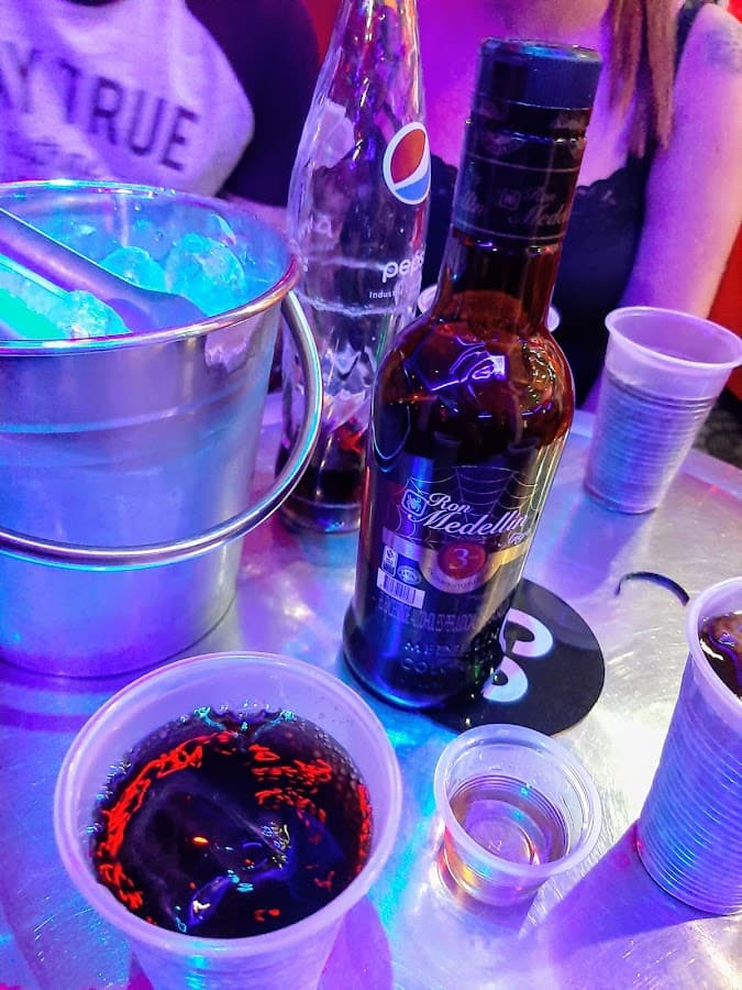 Luna Lunera Night Club — foto