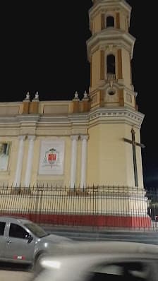Basílica Catedral San Miguel Arcángel - Arquidiócesis Metropolitana de Piura y Tumbes — foto
