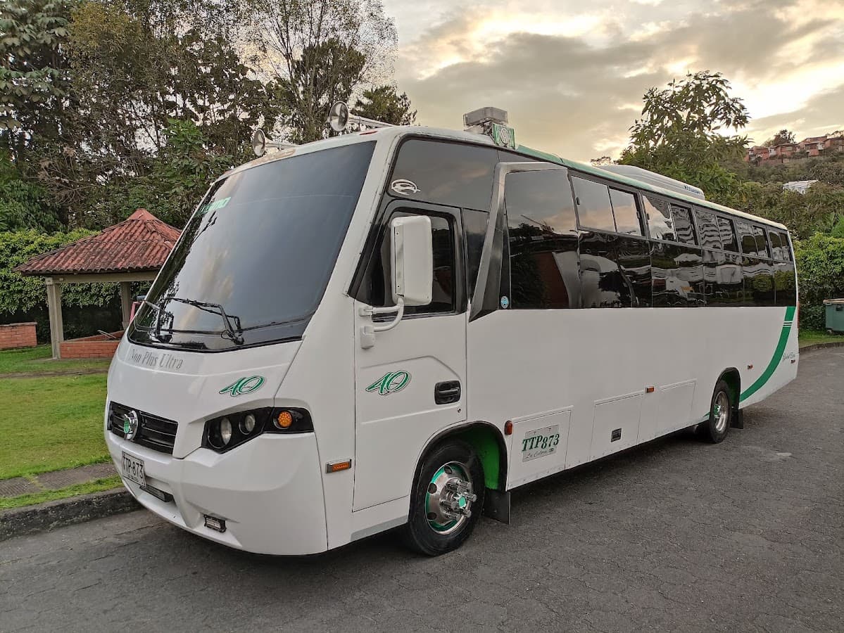 LET and Services S.A.S. logística eventos y transporte — foto
