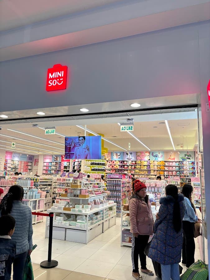 Miniso - Mallplaza Huancayo
