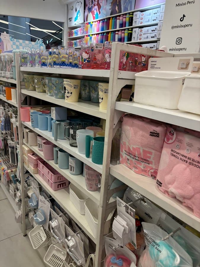 Miniso - Mallplaza Huancayo — foto