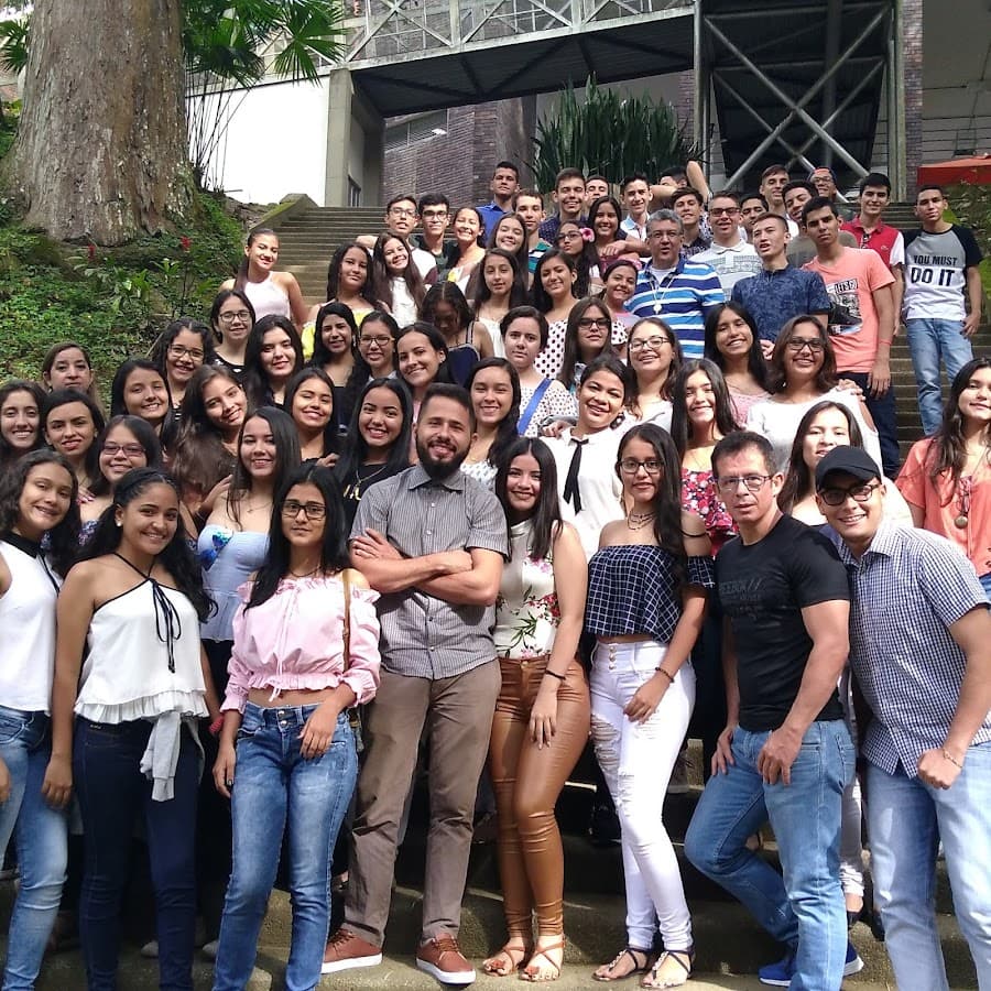 Instituto Técnico Nacional de Comercio — foto