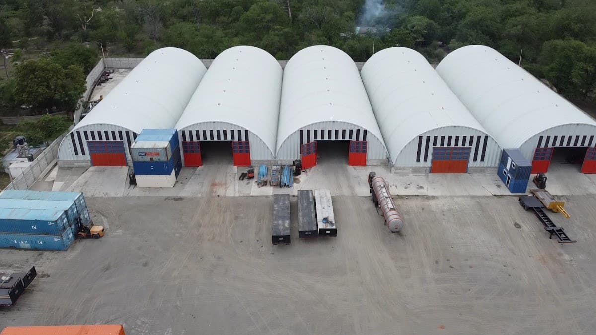 Centro Logistico LOGICARIBE&LOGICARGAS