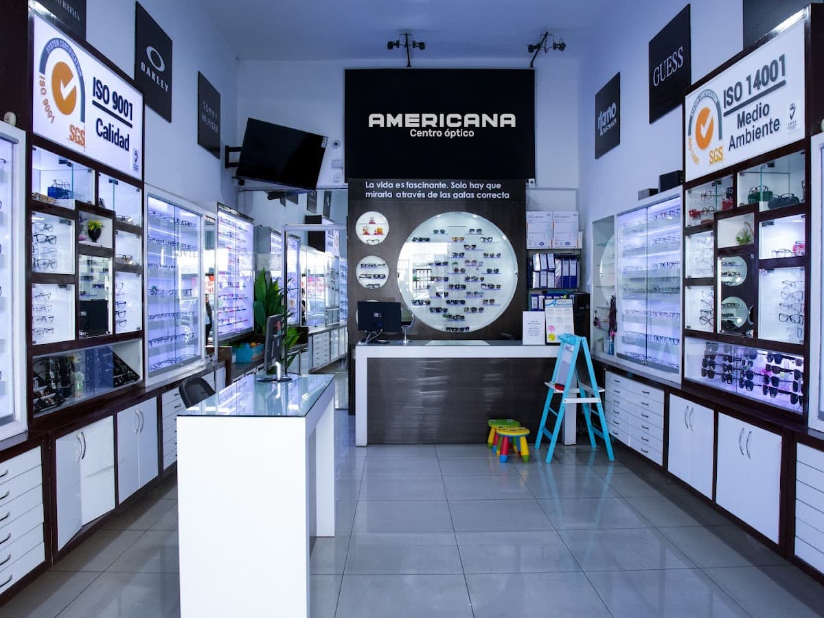 Optica Excelentes - Arequipa — foto