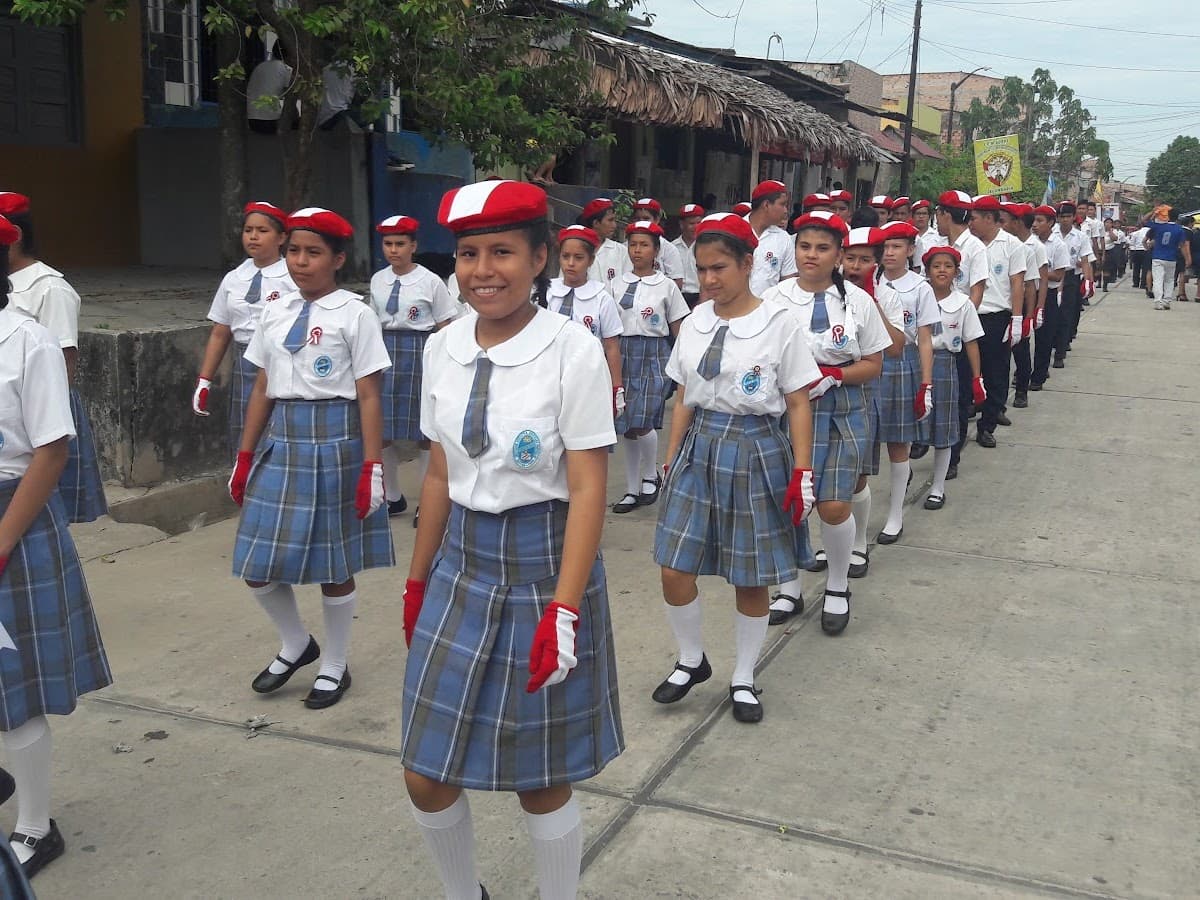 I.E "Corpus Christi English School" — foto