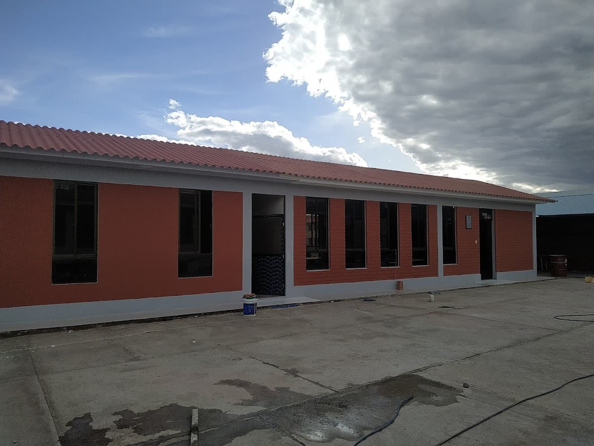 Escuela de Idiomas del Ejercito Filial Cochabamba — foto