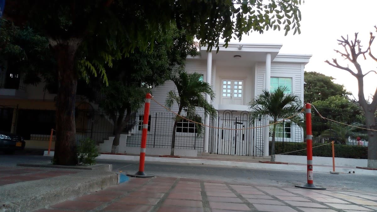 Centro Médico Pablo García Infante — foto
