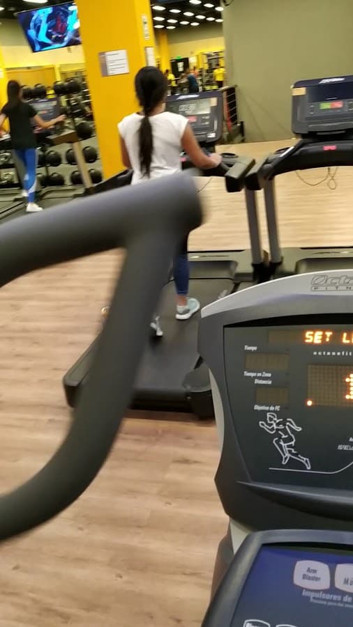 Gimnasio Smart Fit - Mall Plaza Arequipa — foto