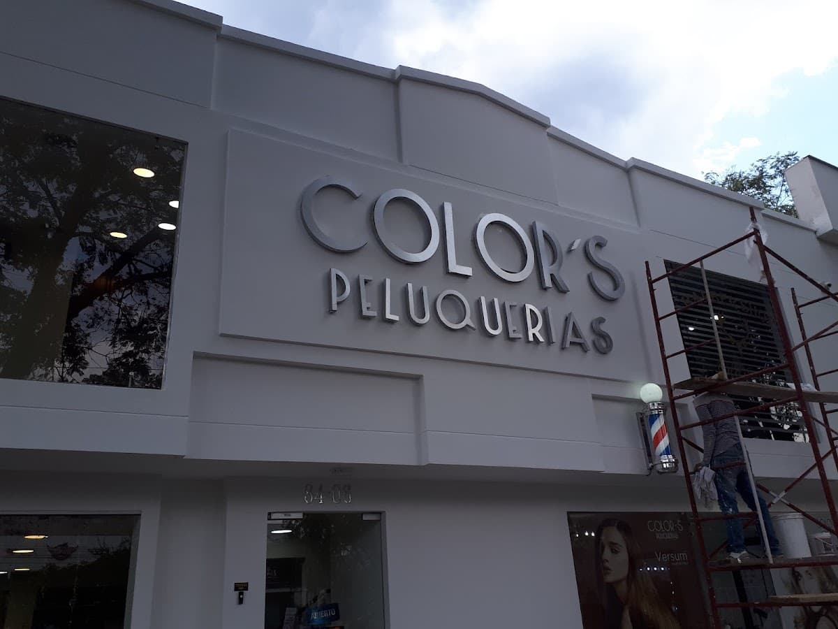 Color's Studio Peluquerias — foto