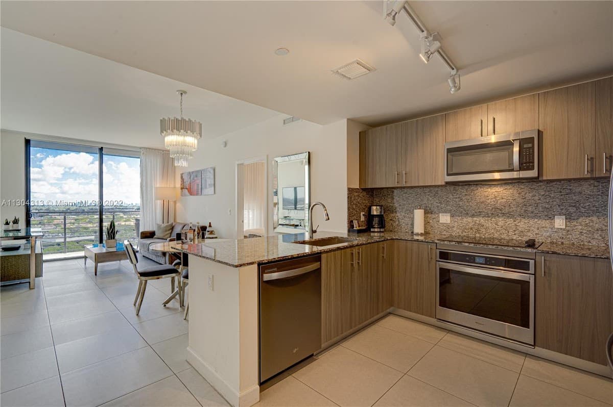 Casas en Miami - Bahia International Realty