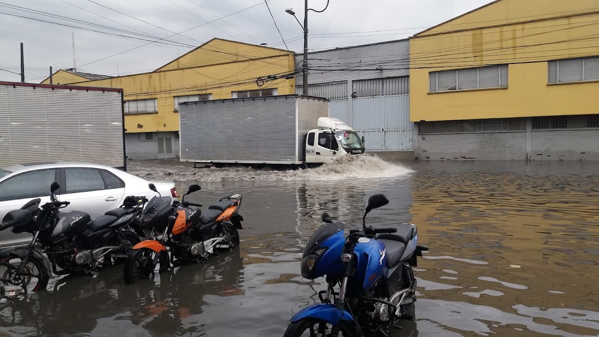 Roca Logística Compañía de Transportes Ltda
