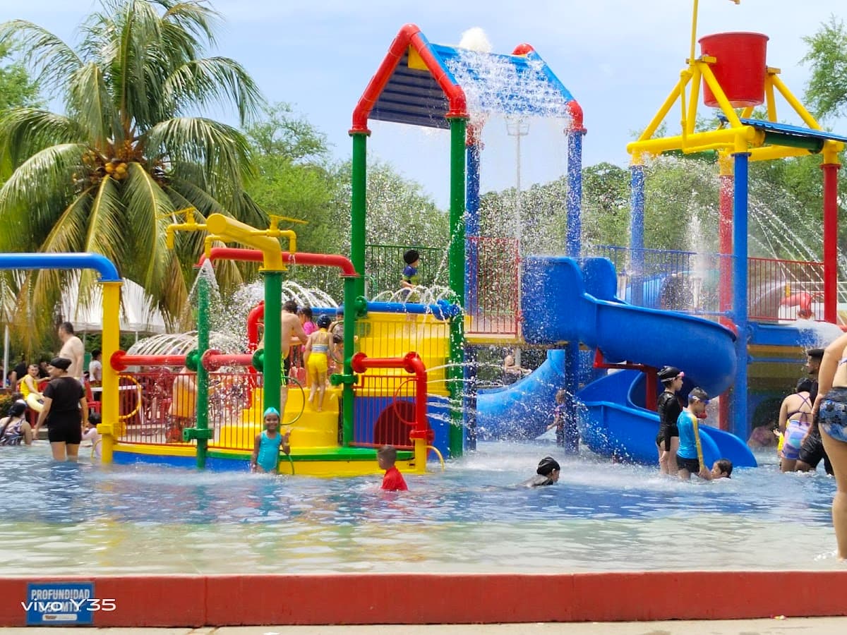 Ecoparque Parque del Agua COMFANORTE