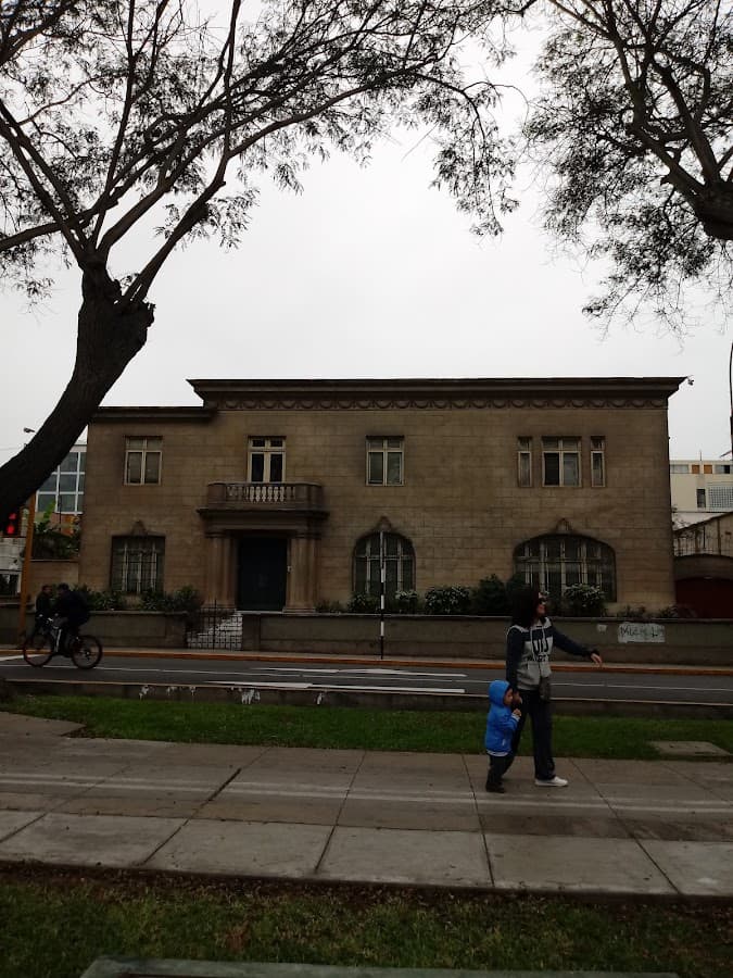 Premium Cultural Institute