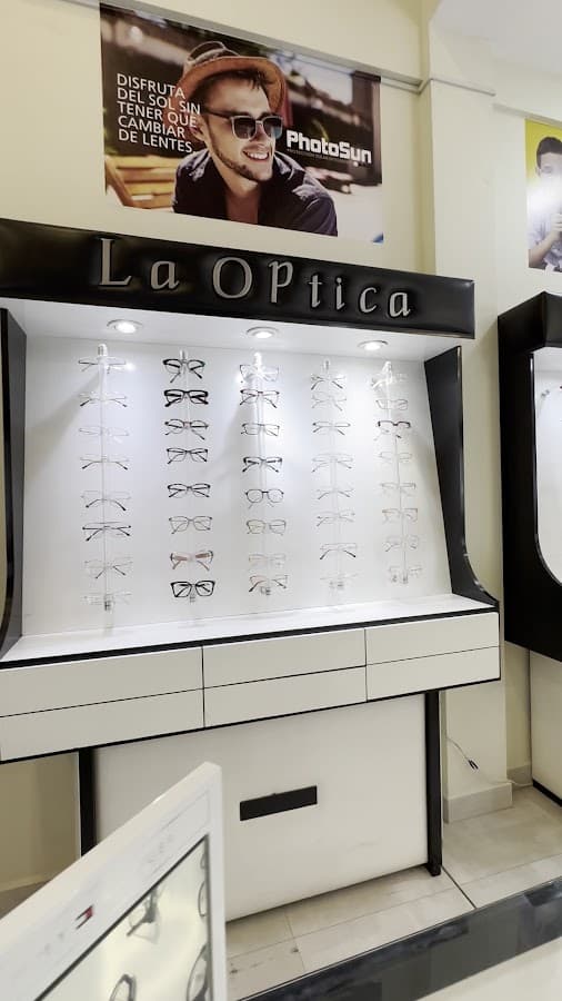 Grupo La Óptica - Cochabamba — foto