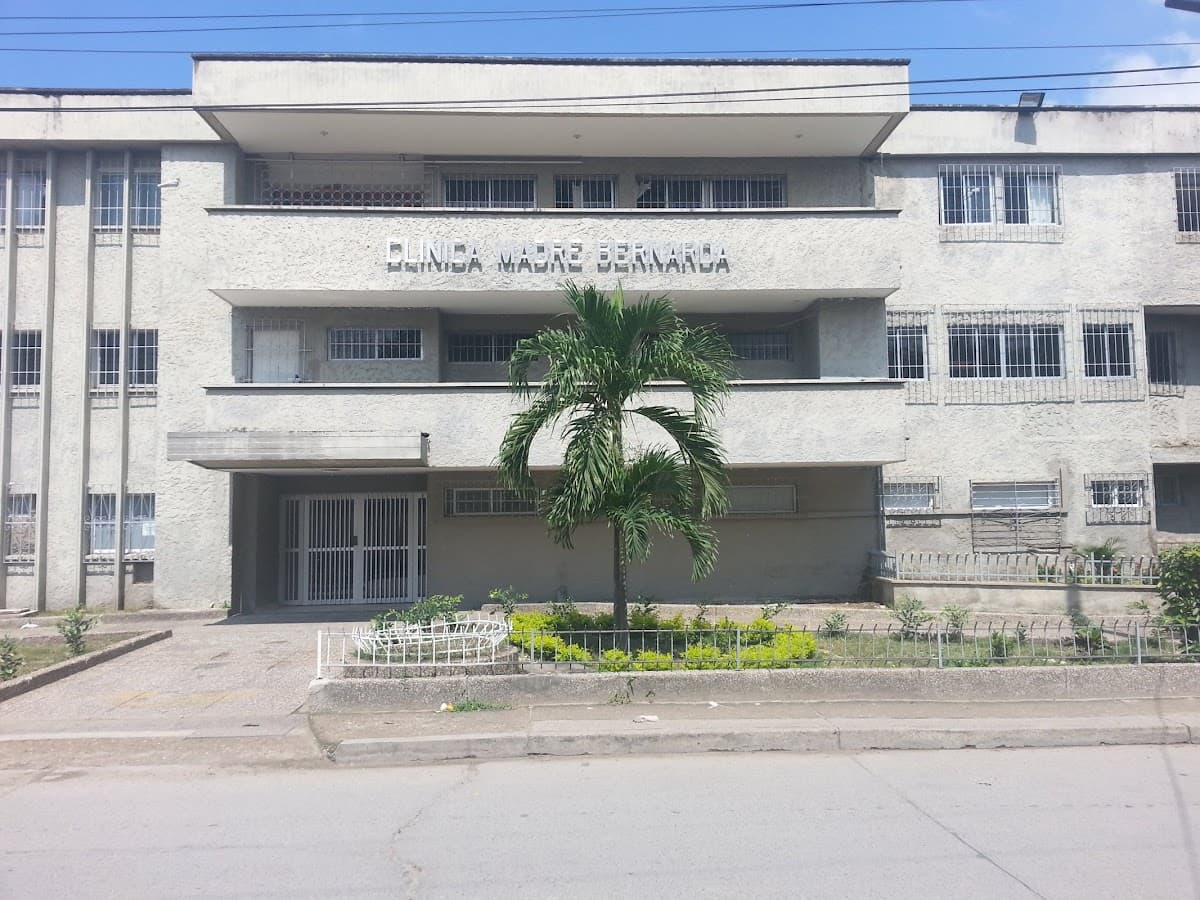 Clinica Madre Bernarda — foto