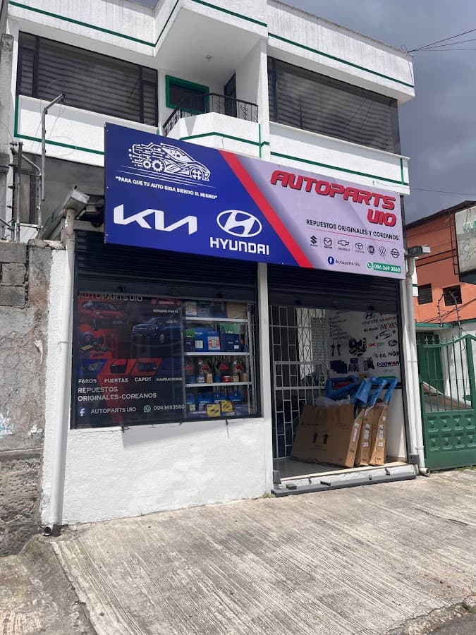 AUTOPARTS UIO AUTOPARTES UIO — foto