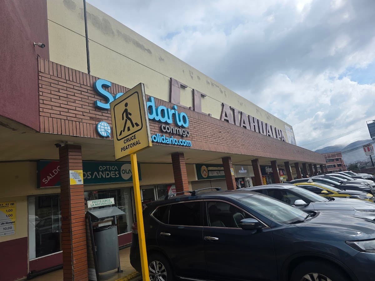 Centro Comercial Atahualpa