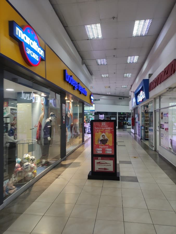Centro Comercial Atahualpa — foto