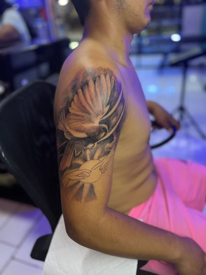 estudio de tatuajes virus tattoos