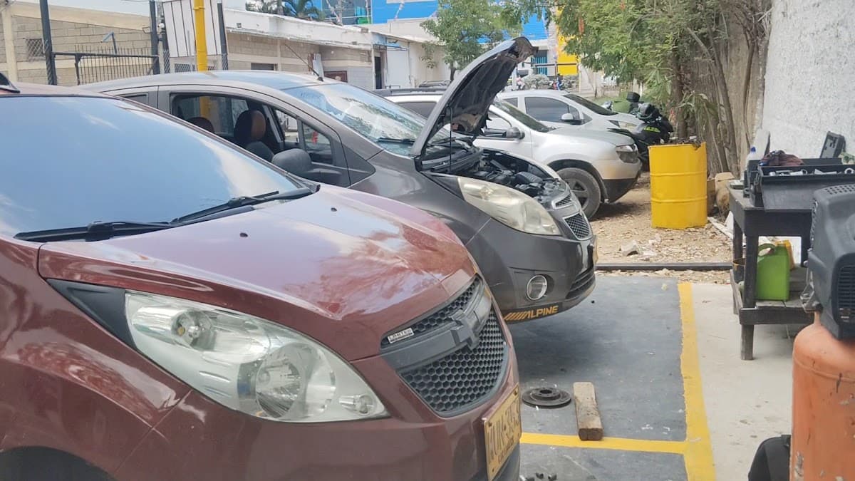 J G servicio automotriz — foto