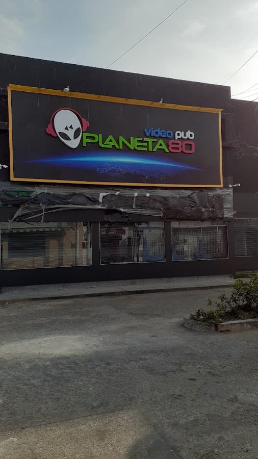 Retro Bar Planeta 80 — foto
