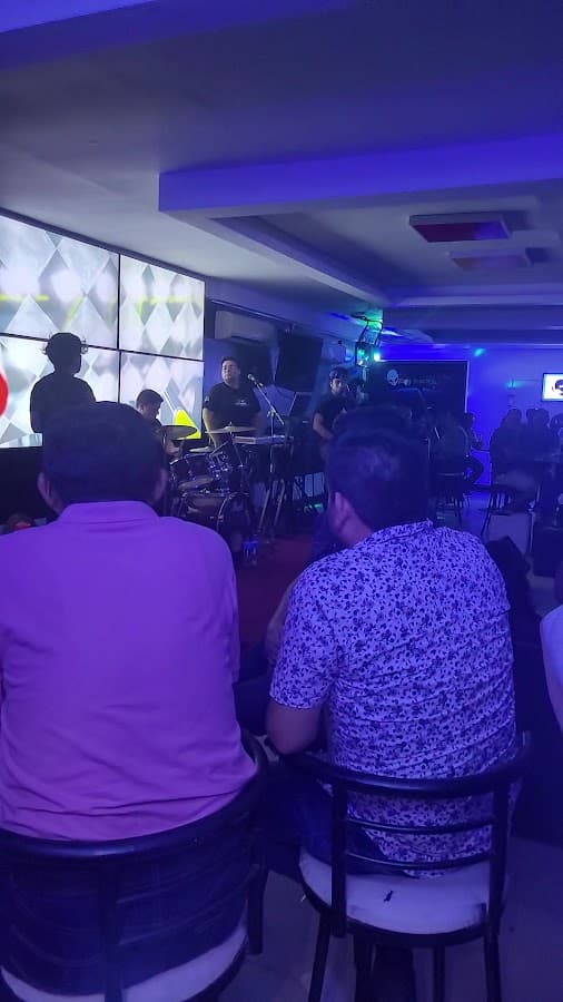 Retro Bar Planeta 80 — foto