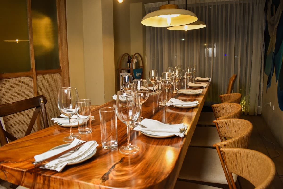 Serena Tropical Bistro