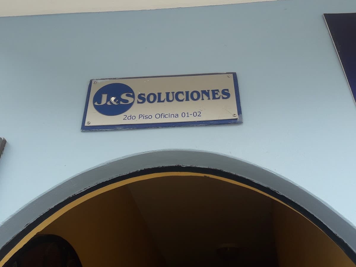 SI SOLUCIONES INMOBILIARIAS C-J SRL — foto