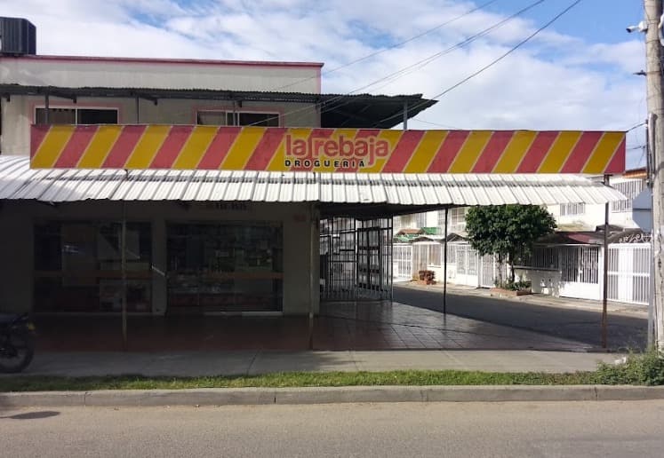 la rebaja No. 15 DROGUERIA Avenida Max Duque Neiva