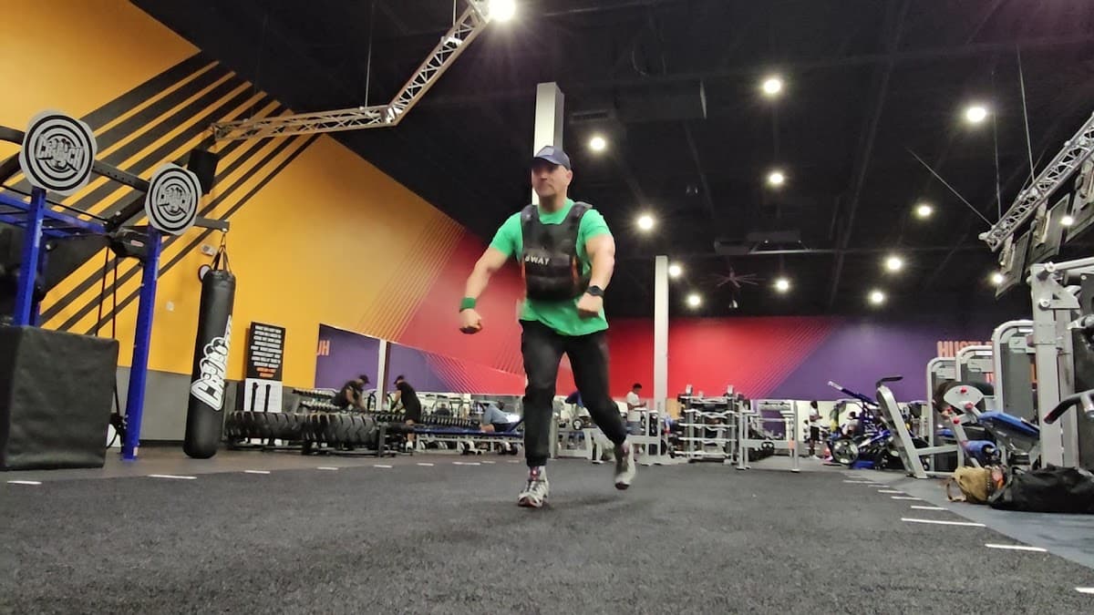 Crunch Fitness - Regency Park — foto