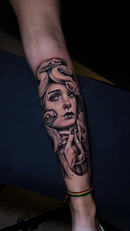 Gabriel Andrade Tattoo - Estúdio De Tatuagem Itapema — foto