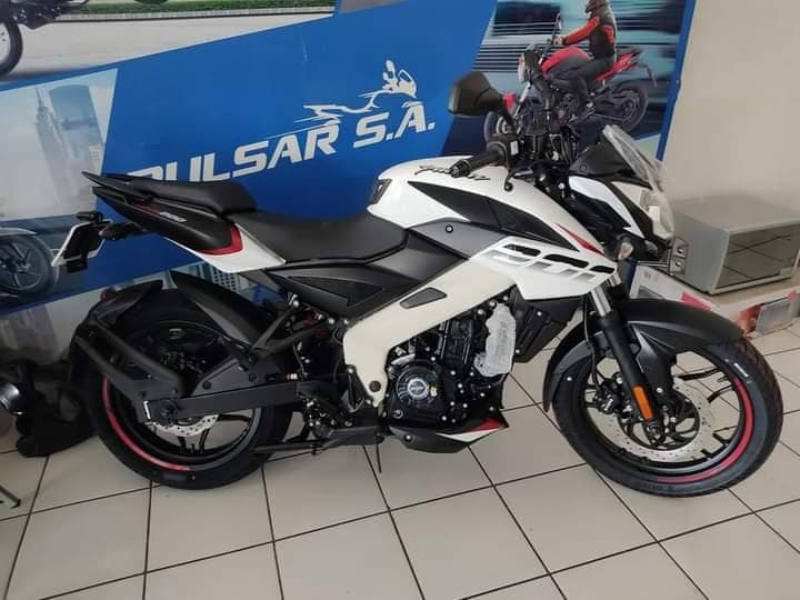 BAJAJ GRUPO UMA SANTA MARTA