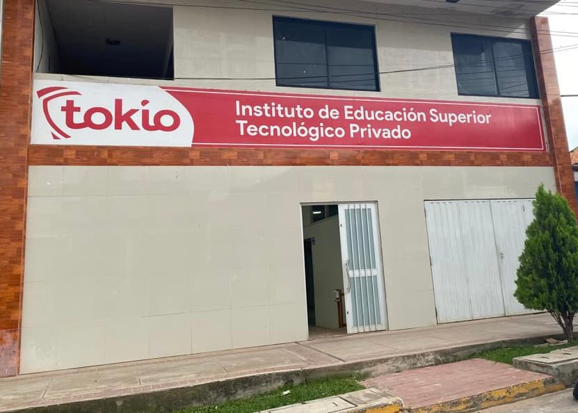 Instituto de Educación Superior Tecnológico Tokio
