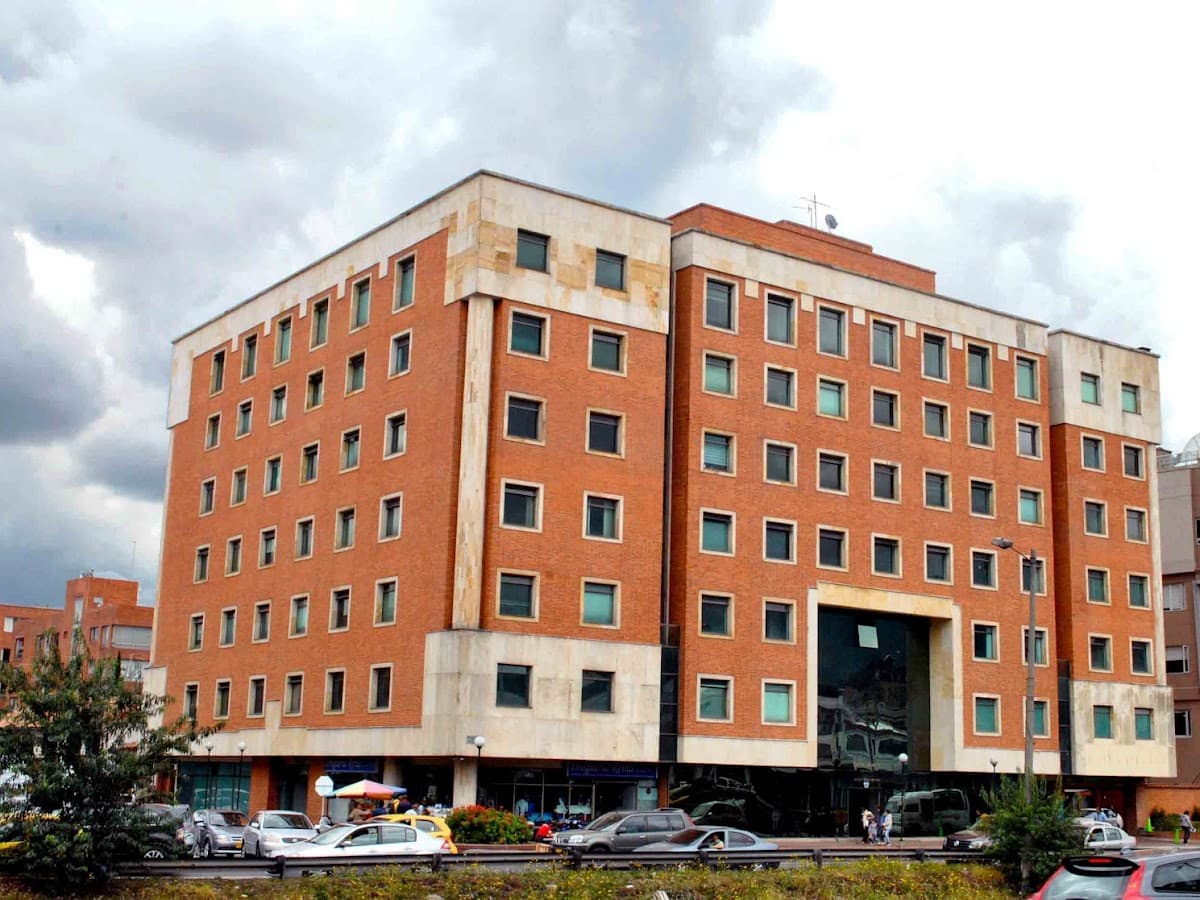 Dr. Andrés Márquez Oftalmólogo — foto