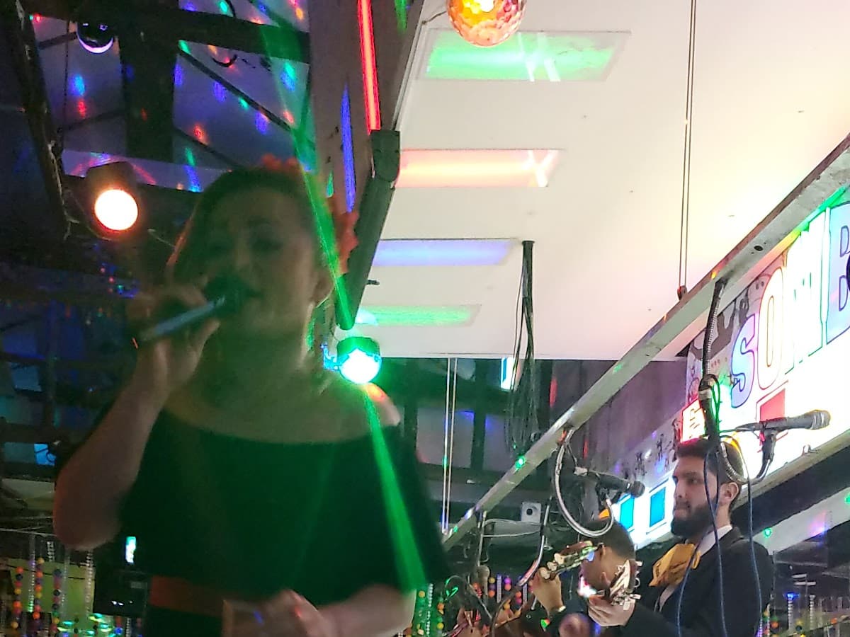 El Sombrero Taberna Show — foto