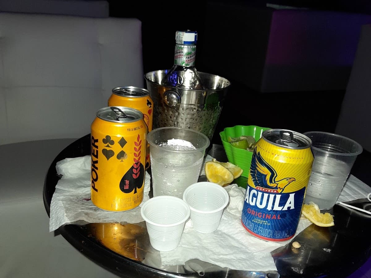 El Sombrero Taberna Show — foto