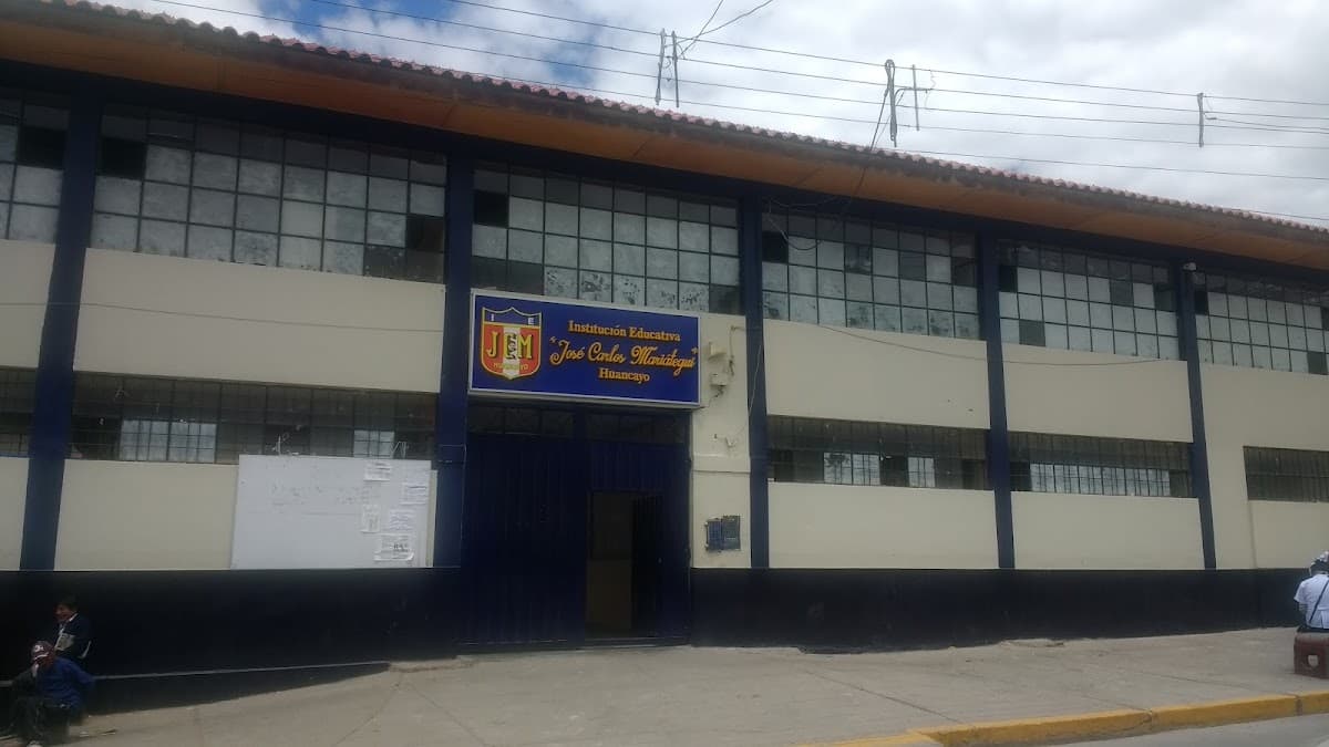 I E José Carlos Mariátegui, Colegio Huancayo