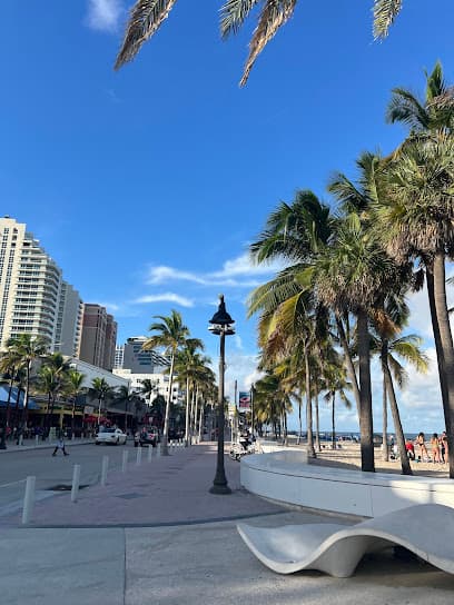 Las Olas Boulevard walgreens