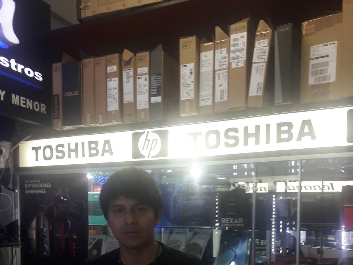 Importaciones Innova, venta de laptops, computadoras, accesorios de computo en general