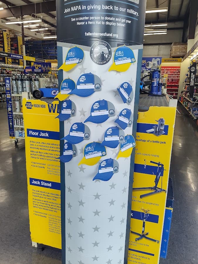 NAPA Auto Parts — foto