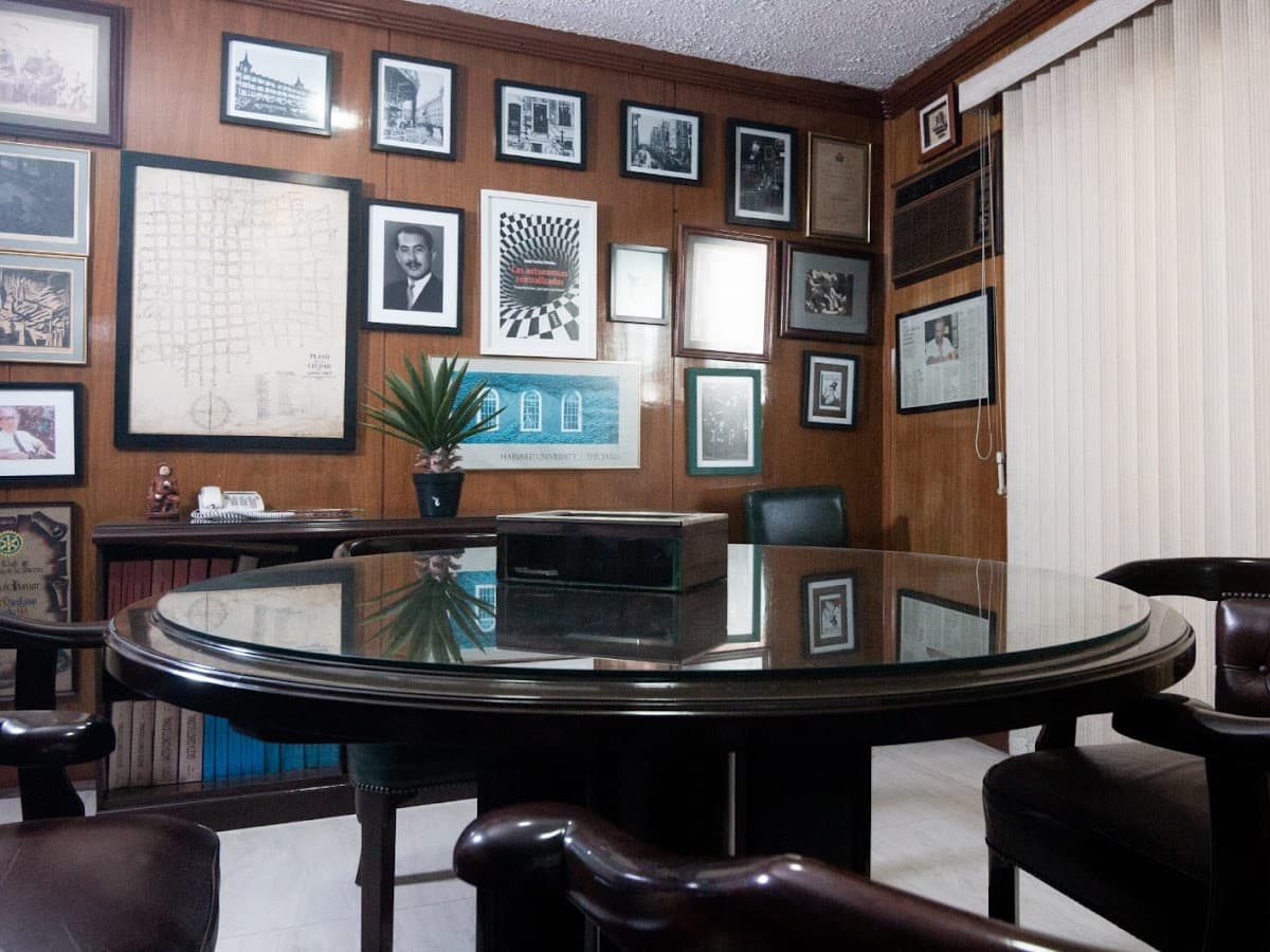 REYNOLDS & ASOCIADOS ABOGADOS — foto