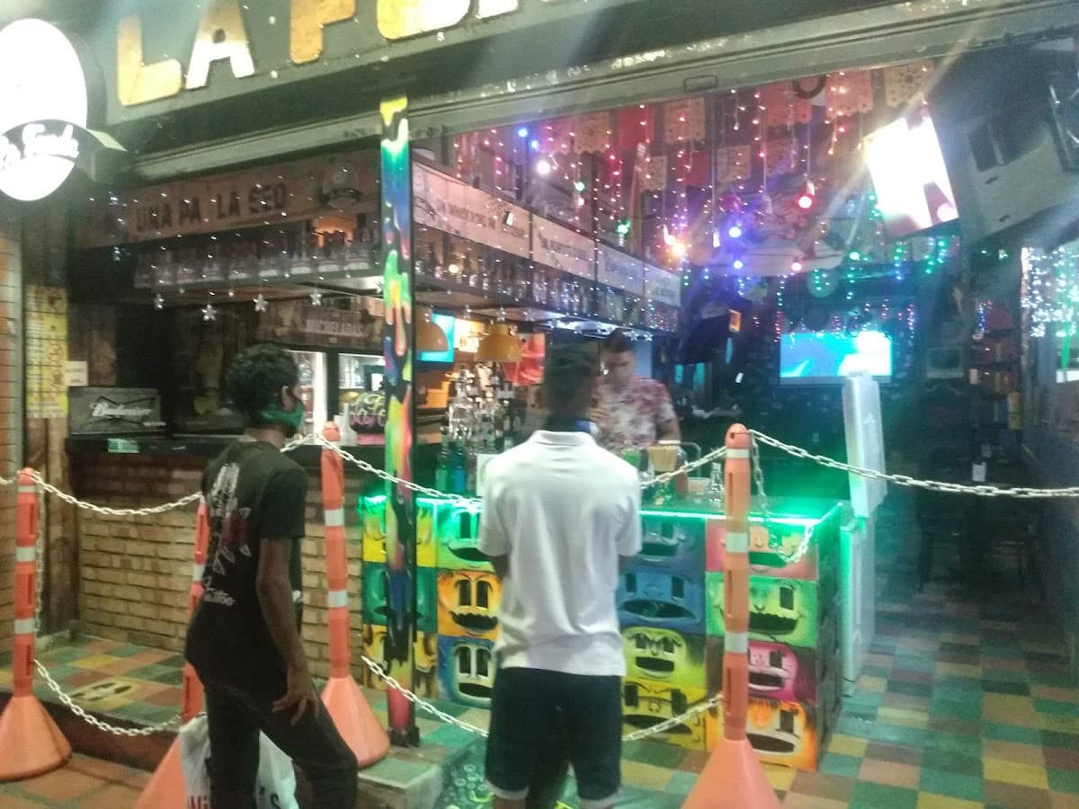 LA FONDA