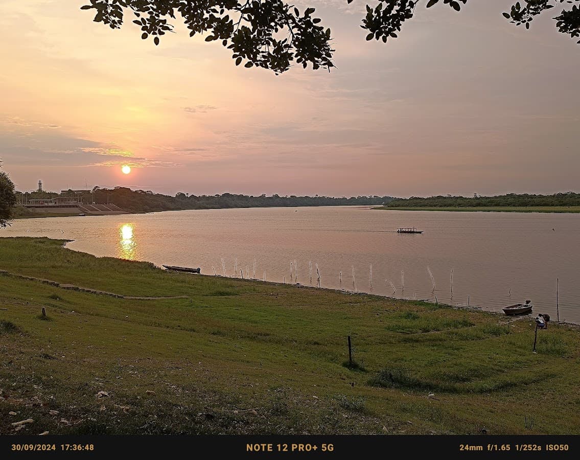 Mirador del atardecer en la restinga — foto