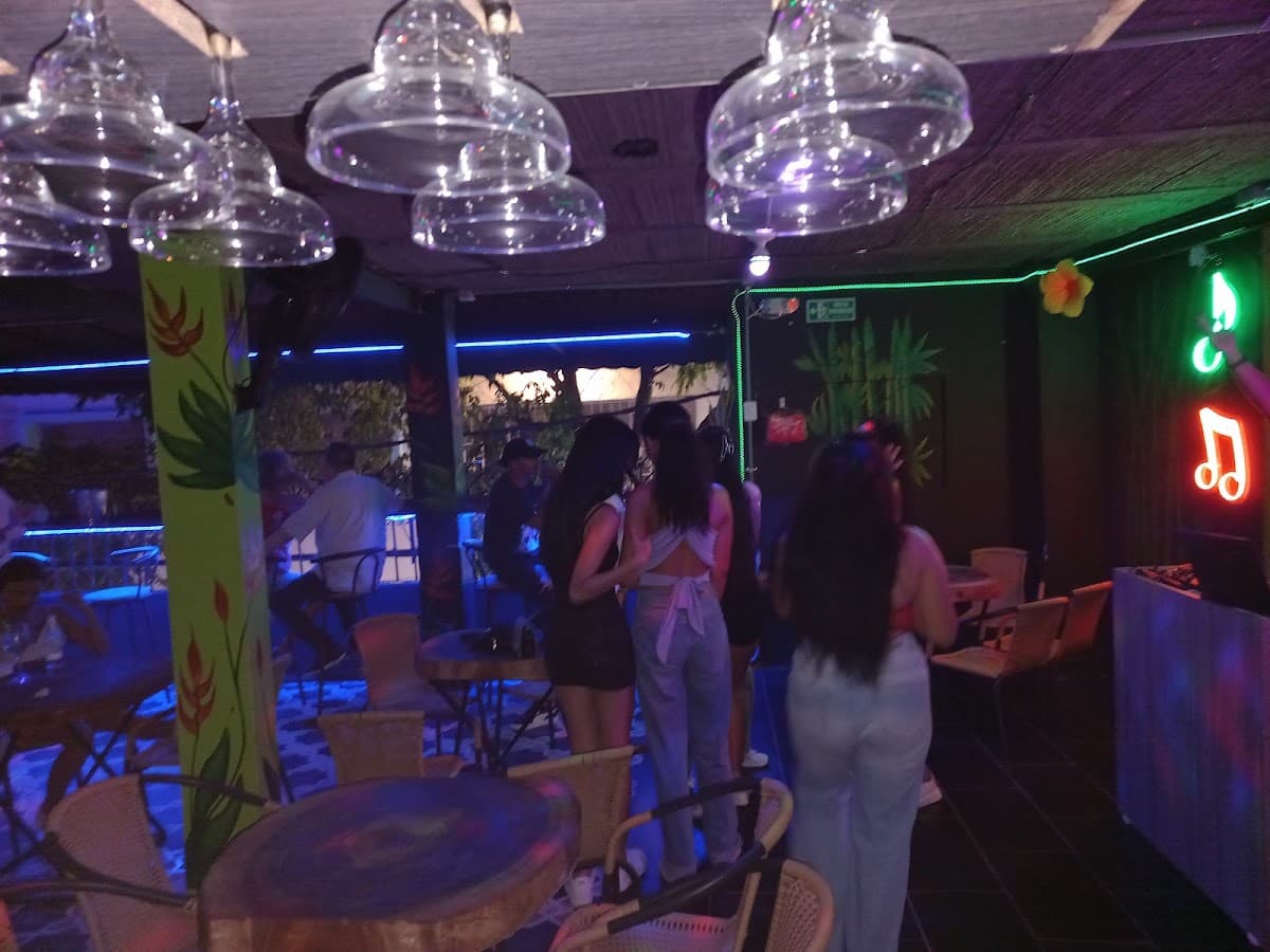 BAMBU Disco Bar