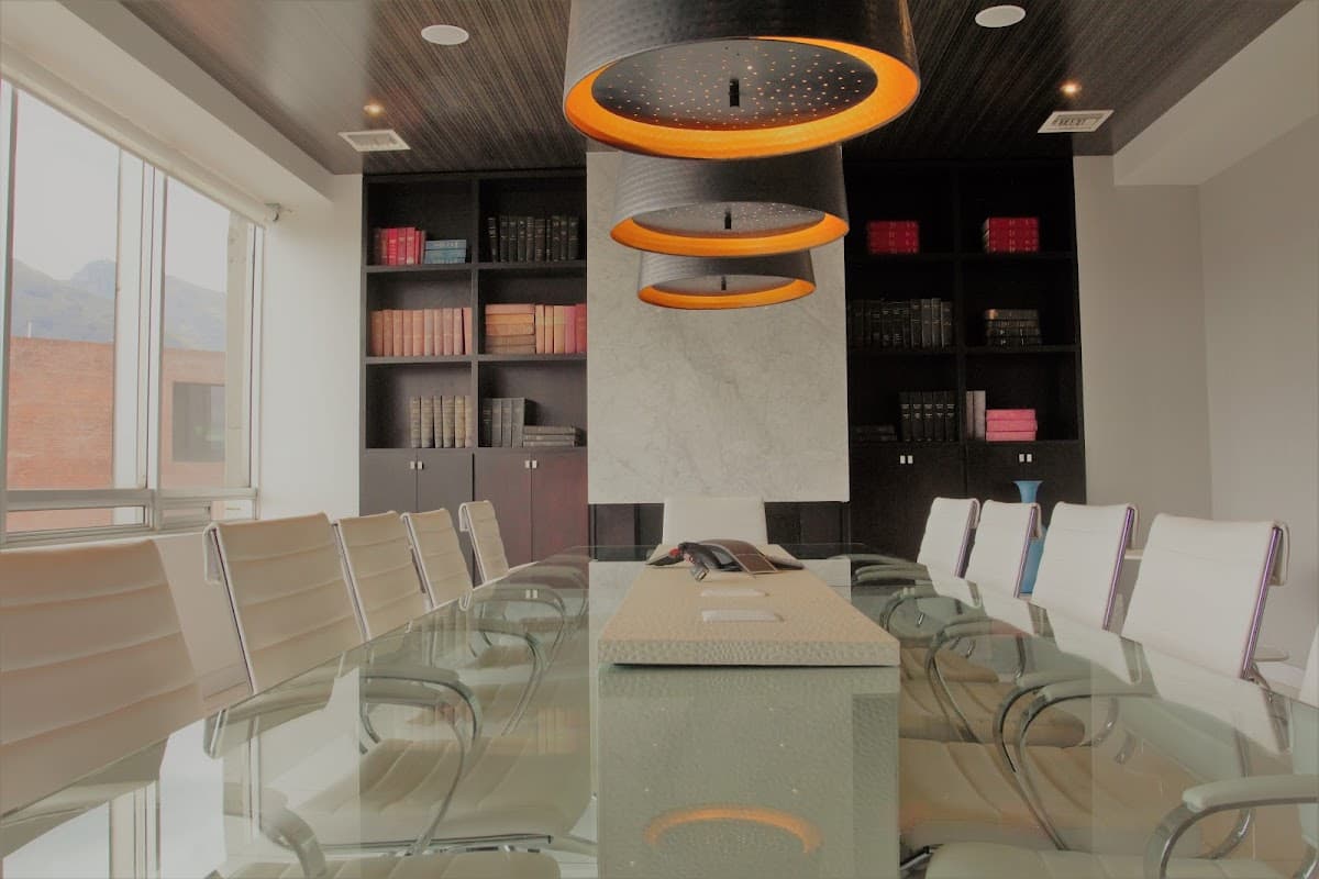 Bustamante Fabara | Matriz Quito