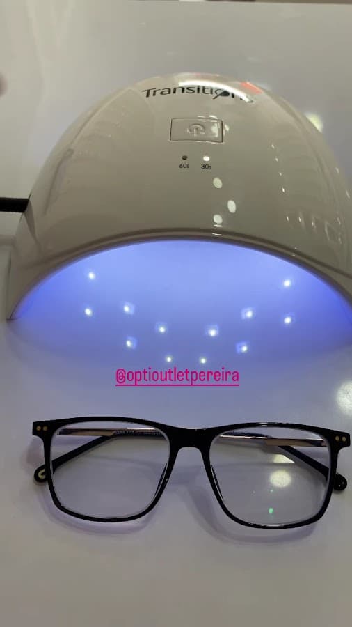 Lentes de contacto | Optioutlet | Gafas y Monturas — foto